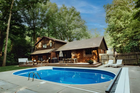 Loma House